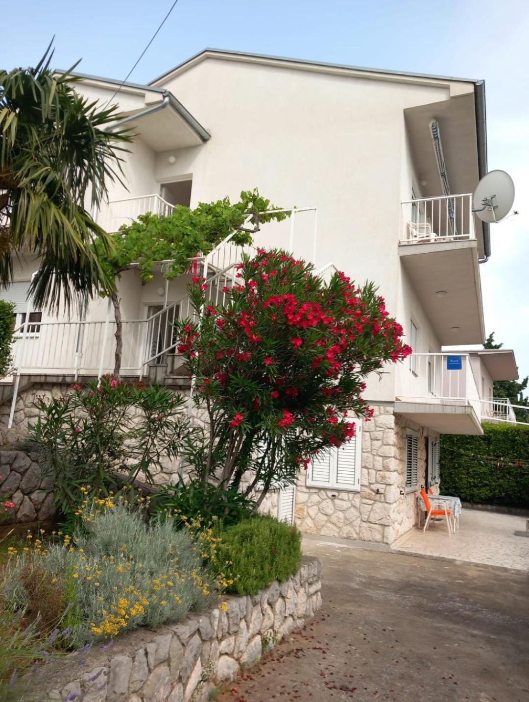 Apartments Simona Crikvenica Ngoại thất bức ảnh