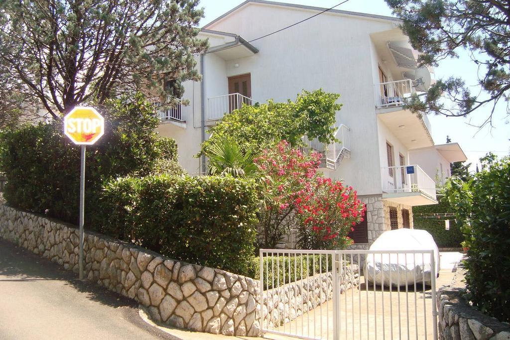 Apartments Simona Crikvenica Ngoại thất bức ảnh